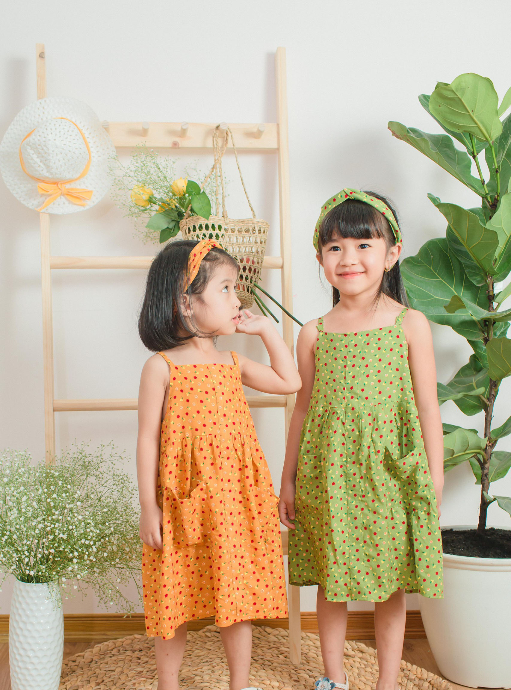 Đầm 2 Dây Bông Nhí Dành Cho Bé Từ 1 Đến 6 Tuổi