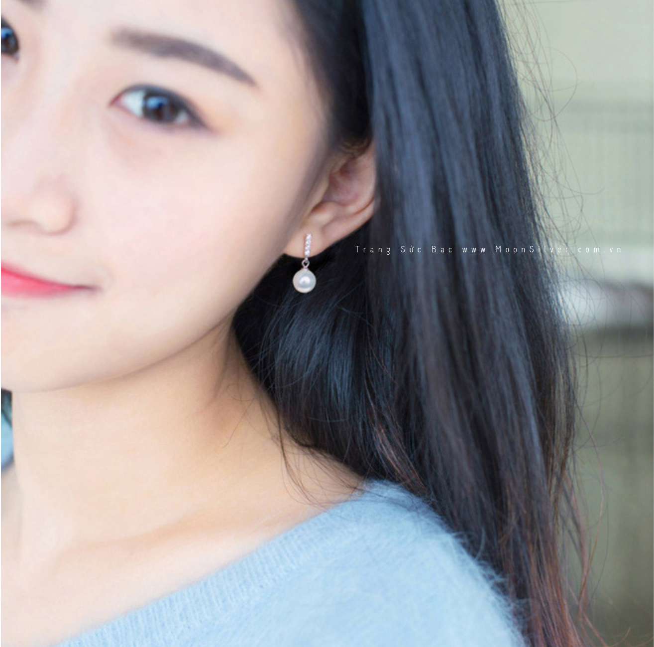 Khuyên tai ngọc trai bạc