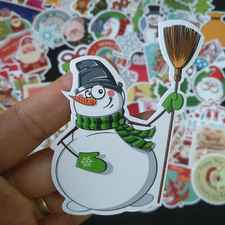 Bộ Sticker dán cao cấp chủ đề NOEL GIÁNG SINH - Dùng dán Xe, dán mũ bảo hiểm, dán Laptop