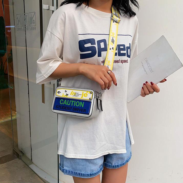 Túi xách đeo chéo mini mã M6435042