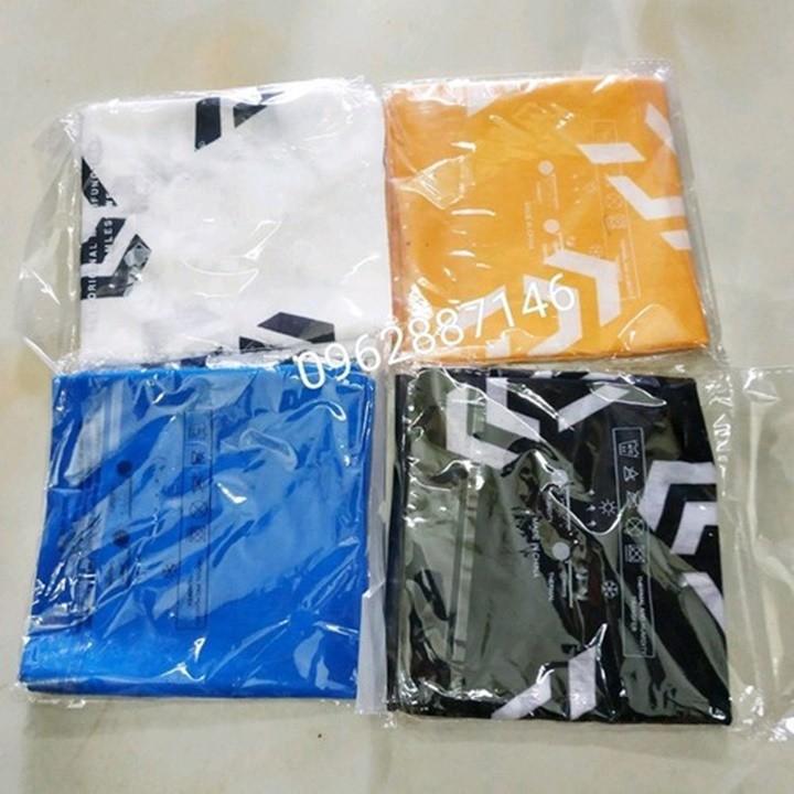Combo gang tay câu cá cùng khăn quấn cổ daiwa dễ sử dụng