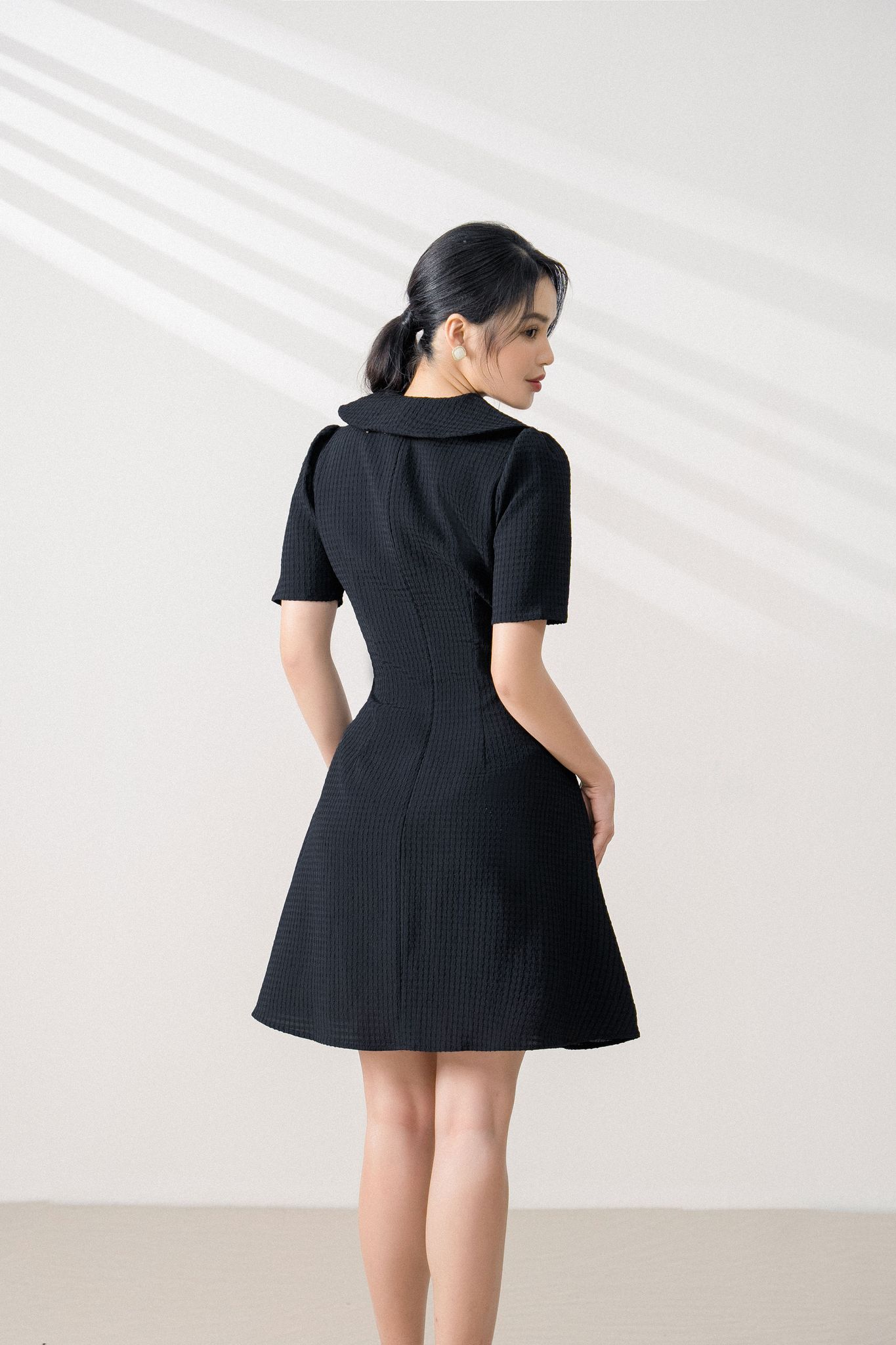 OLV - Đầm Martin Button Dress