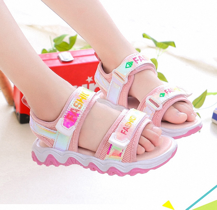 Sandal cho bé gái - giày đi học bé gái TTV58
