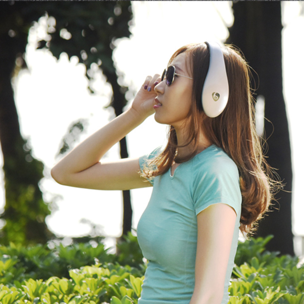 Tai Nghe Ngoài MP3 S66 Âm Thanh Nổi Bluetooth 4.1 Thẻ TF Mic Màu Hồng Đen