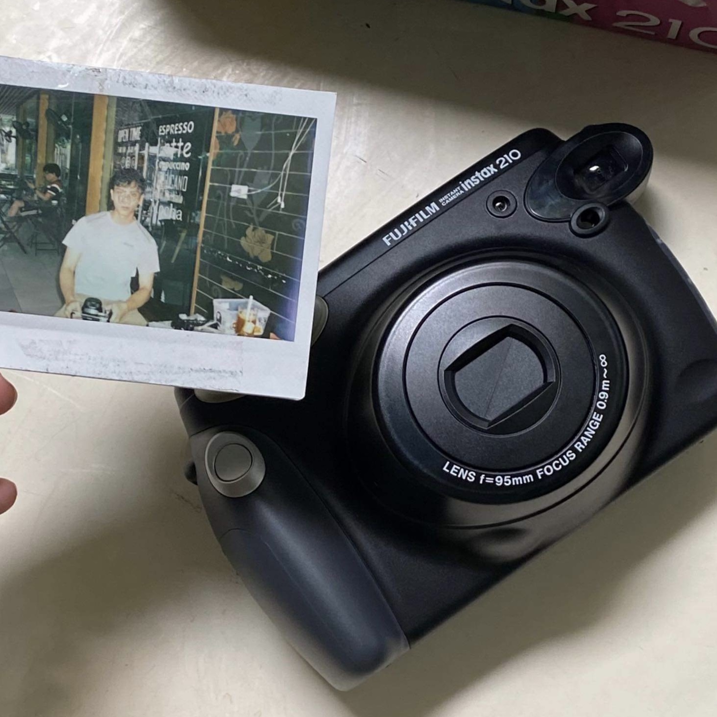 Máy ảnh chụp lấy liền Instax Wide 210