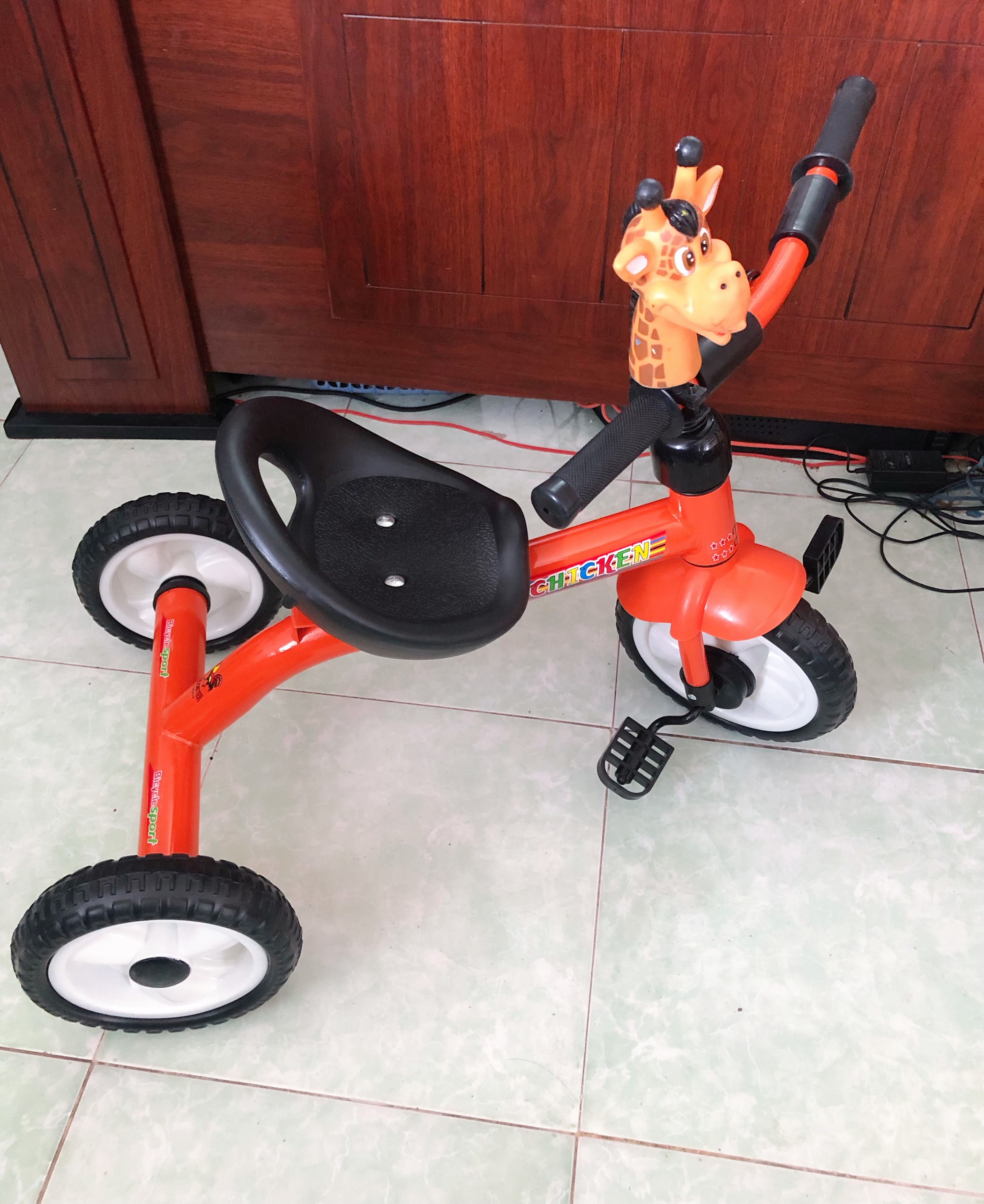 Xe 3 bánh đủ màu cho bé , XE 3 BÁNH THỂ THAO CHO BÉ 2-7 TUỔI , TẢI TRỌNG DƯỚI 50KG