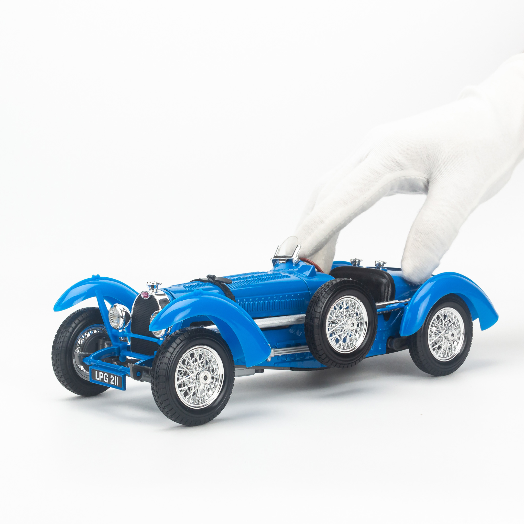 Mô hình xe Bugatti Type 59 (1934) 1:18 Bburago - 18-12062