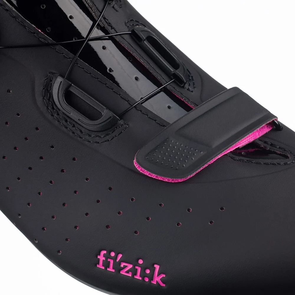 Giày đạp xe đường trường Fizik Tempo Overcurve R5 - Đen Hồng