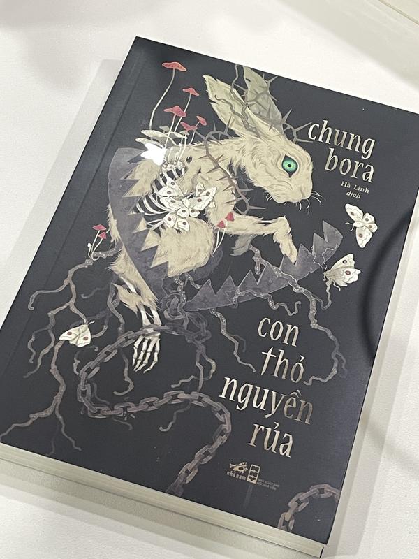 Sách - Con thỏ nguyền rủa (Nhã Nam HCM)