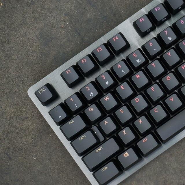 Bàn phím cơ có dây gaming giá rẻ Logitec G512 RGB GX