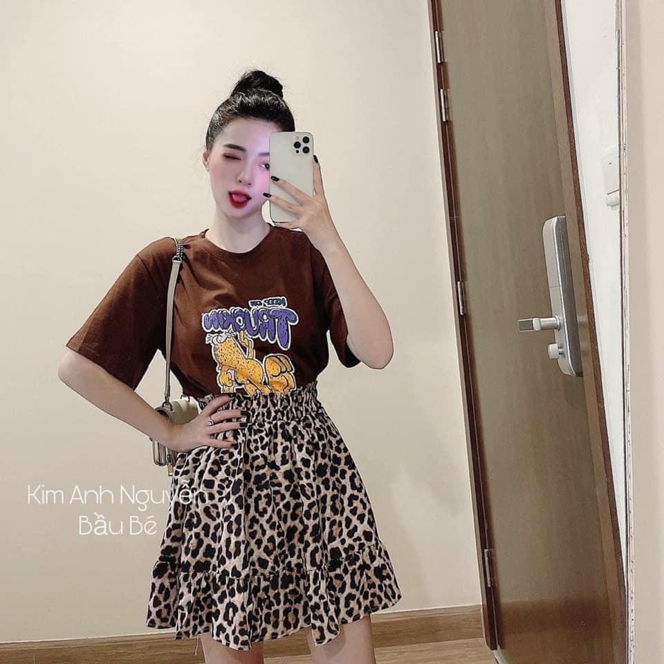Nếu bạn nghĩ đồ da báo đã lỗi mốt thì nhầm to vì chân váy da báo đang gây  sốt khắp nơi hot từ hè xuyên thu đây này