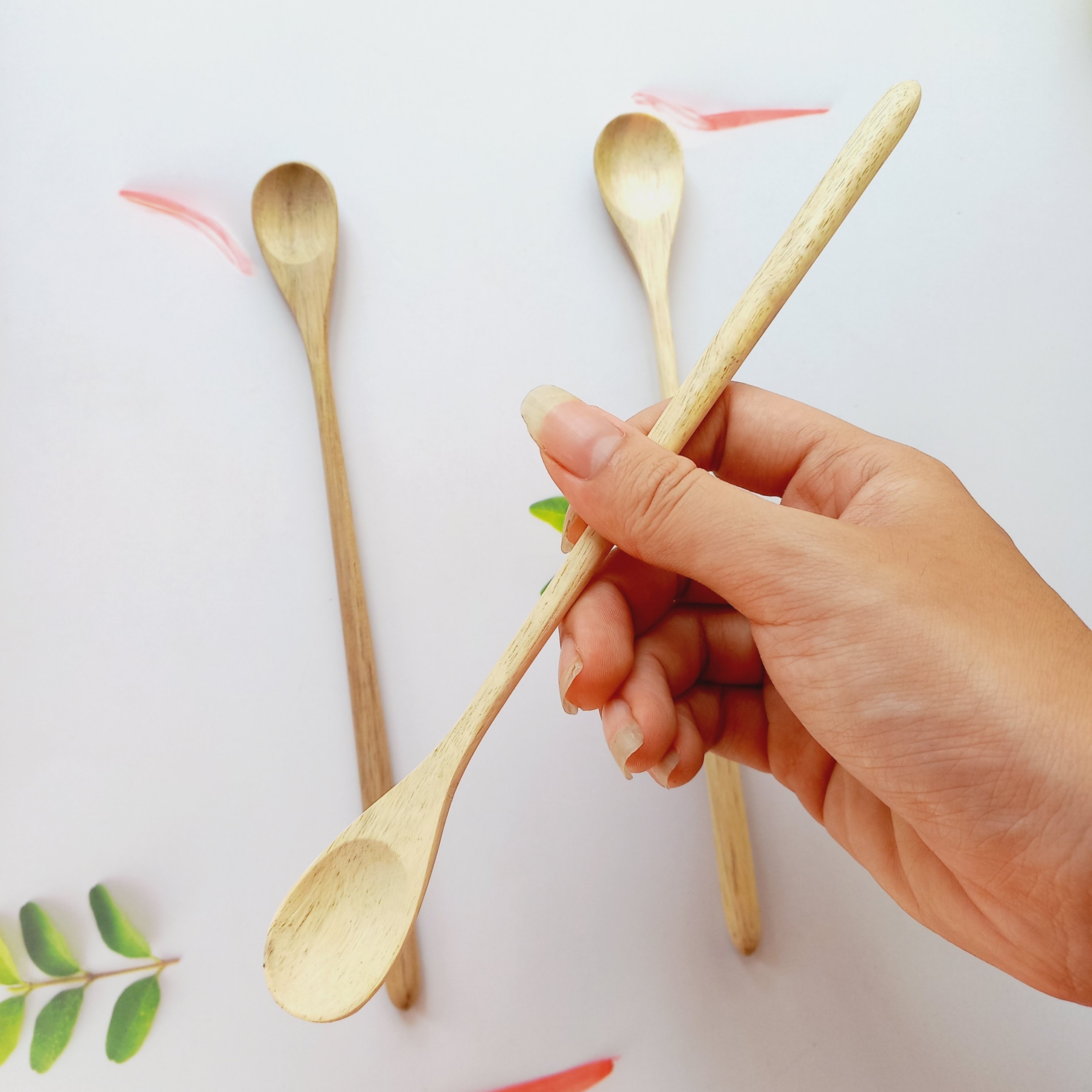 Thìa Gỗ Miệng Tròn Cán Dài 22cm Khuấy Cocktail, Sinh Tố, Cà Phê Decor Trang Trí Chụp Ảnh Bàn Ăn Của Vitrapro