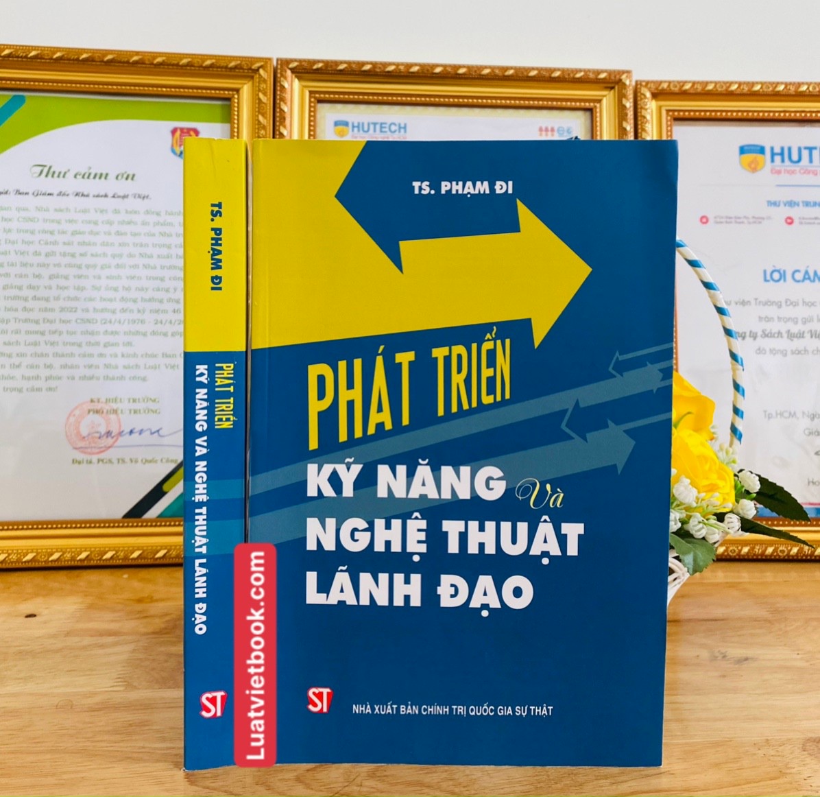 Phát Triển Kỹ Năng và Nghệ Thuật Lãnh Đạo