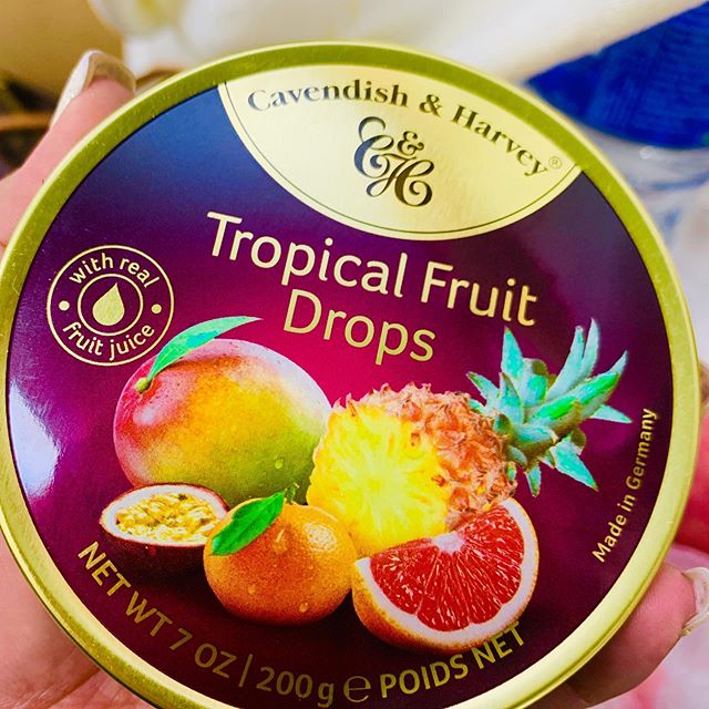 Kẹo trái cây Cavendish & Harvey vị Tropical Fruit Drops hộp 200gr