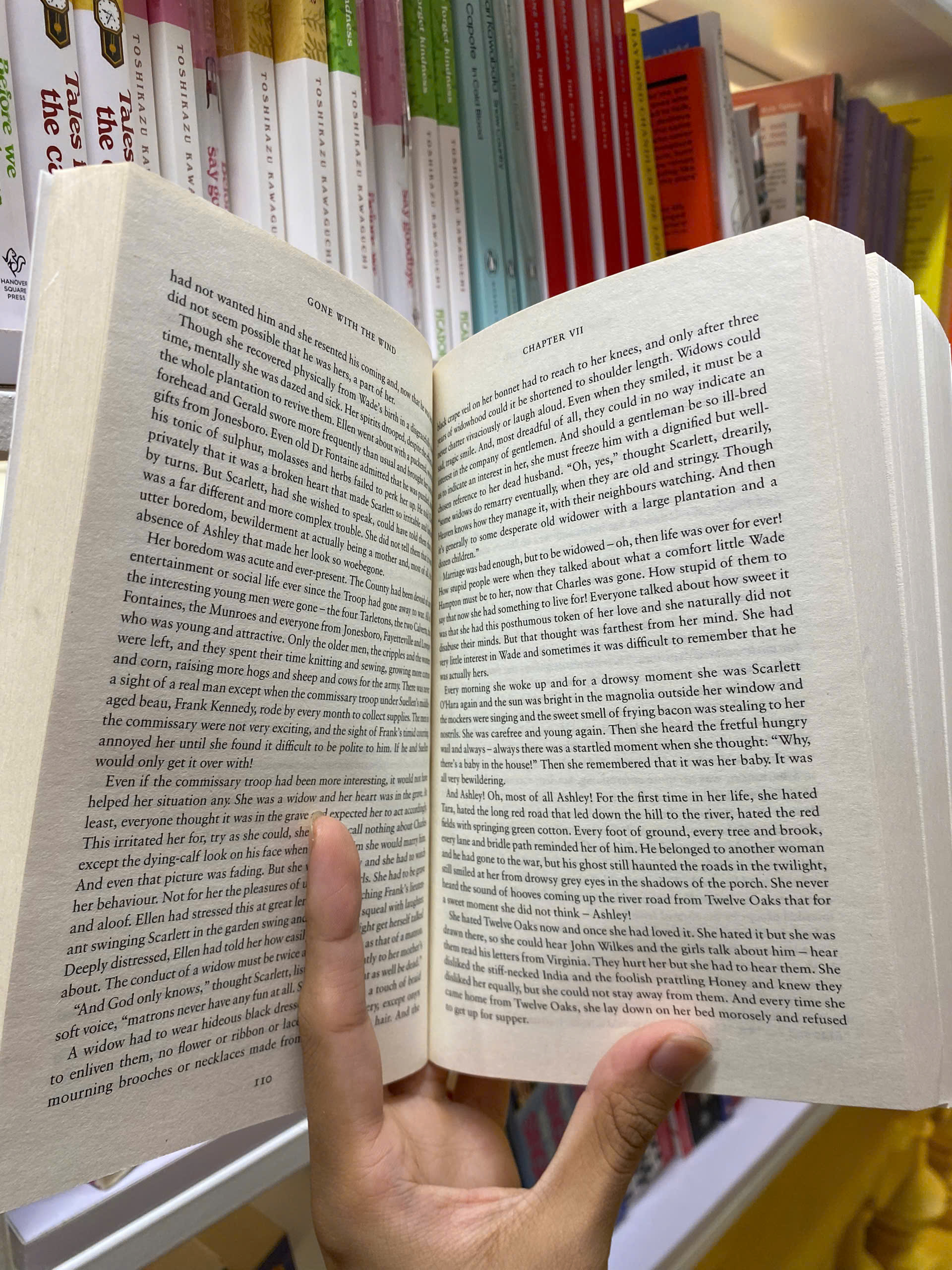 Sách - Gone With The Wind by Margaret Mitchell | Classics / Historical Fiction / Ngoại văn Kinh điển