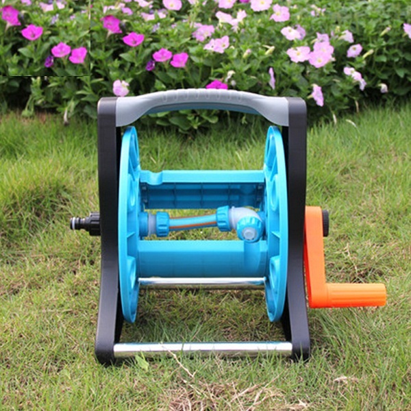 Khung lô cuốn ống nước LIONKING KR502, tặng kèm 1.5 mét ống cấp nước và cút nối. Cuốn từ 10 mét đến 15 mét ống phi 16 đến phi 20.