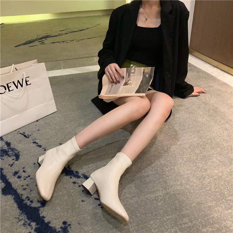 Bốt quần áo thời trang rẻ tiền của phụ nữ Hàn