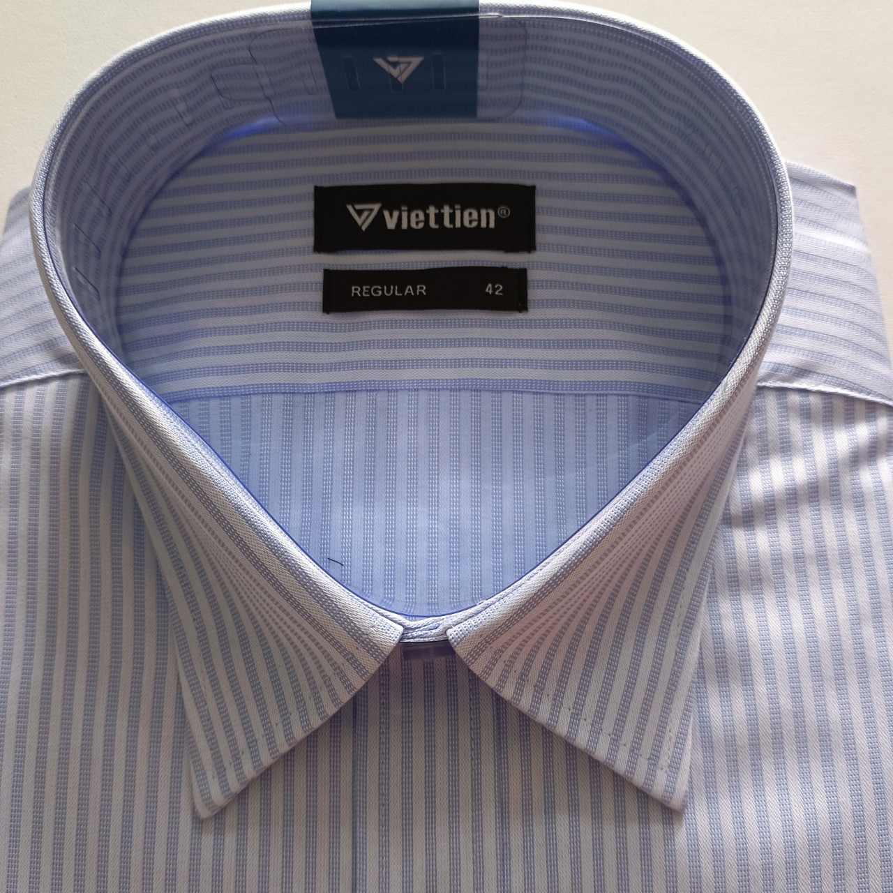 Viettien- Áo sơ mi nam Việt Tiến dài tay thanh lịch, sang trọng mã 1Q0497NR1/LB34 từ sợi Cotton