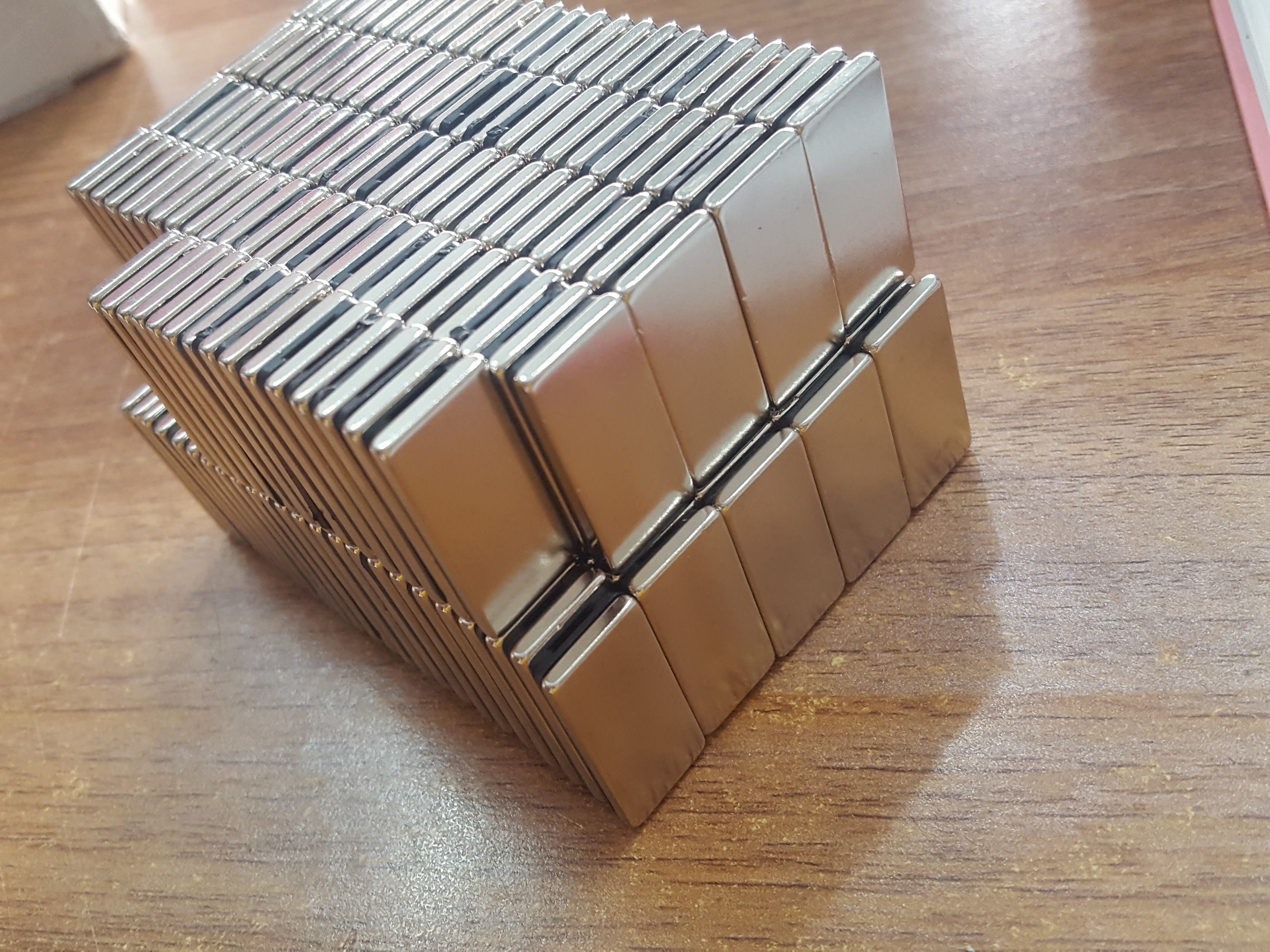 Nam châm viên đất hiếm 30x15x3mm