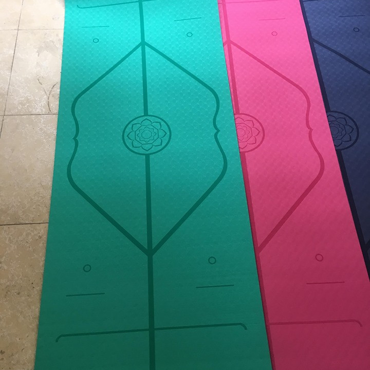 Thảm định tuyến Beauty Yoga Mat tặng kèm túi đeo