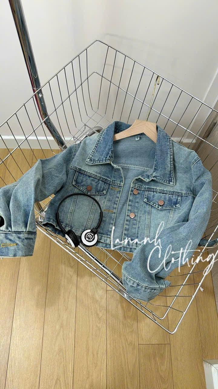 Áo Khoác Bò Nữ Croptop Phối Kiểu Dáng Lửng Áo Siêu Đẹp Chất Vải Bao Dày Dặn Hàng Hot Trend HTM FASHION