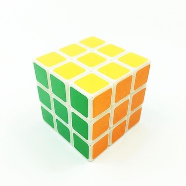 Mua 1 được 2 Rubik 3x3  tặng kèm móc khoá