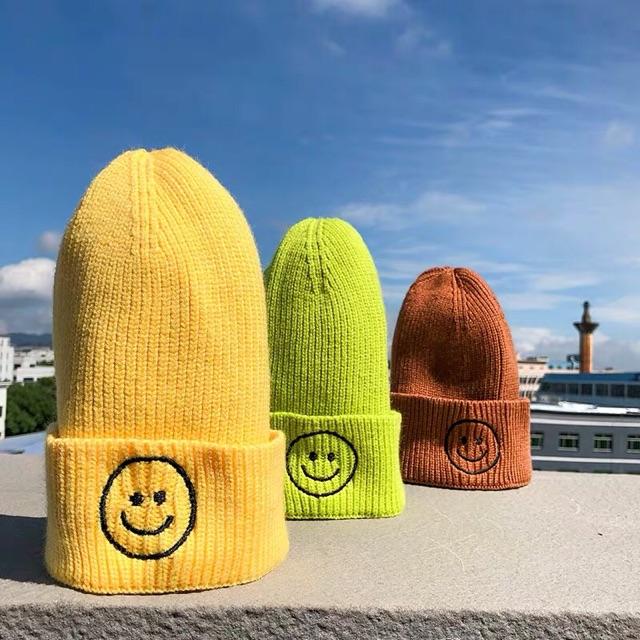 Mũ len Beanie mặt cười