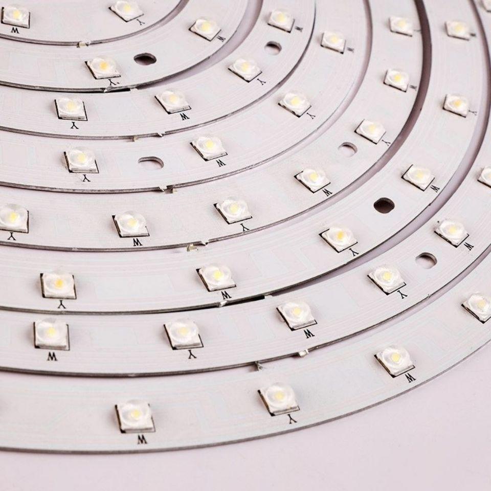 Phong cách mới nhất quạt nguồn sáng đèn trần led trang bị thêm bảng đèn bấc quạt trần tròn dải ánh sáng tấm đèn tấm vá hình móng ngựa