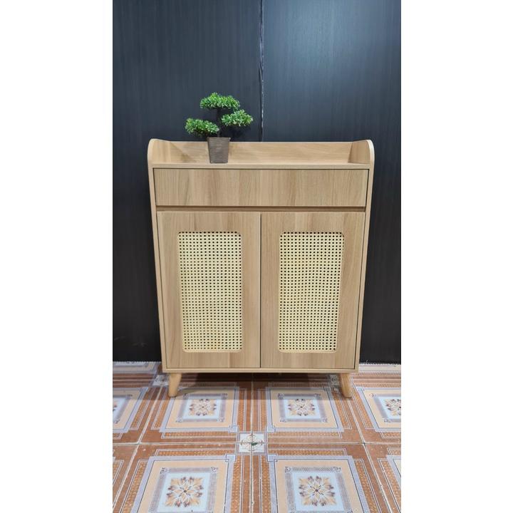 Kệ tủ giày cánh mây chân gỗ