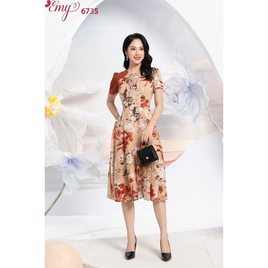 Đầm EMY EM6735 Xòe Midi Cổ Tròn