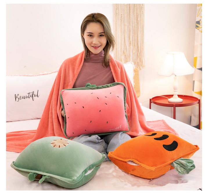 Chăn gối văn phòng hình hoa quả vuông