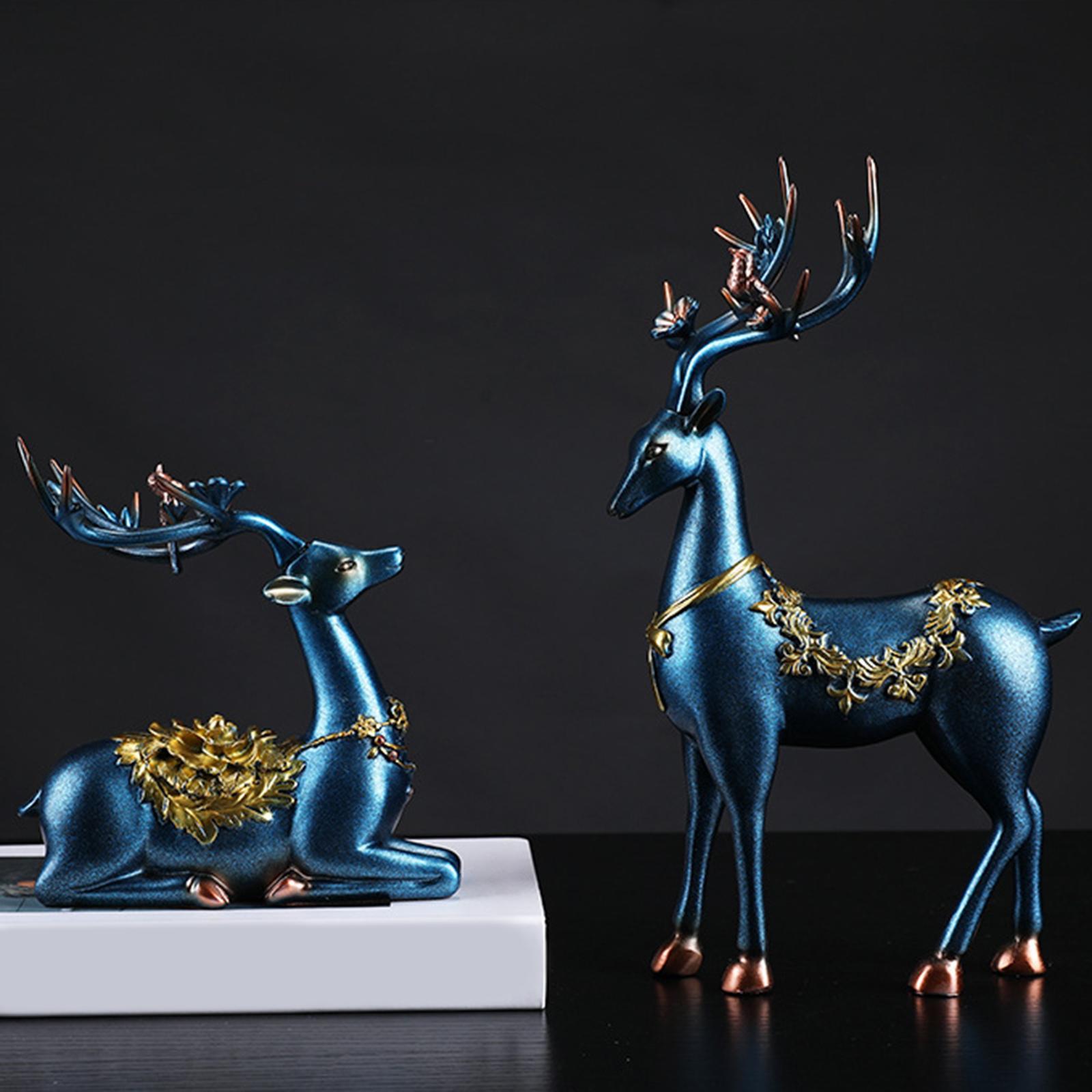 2Pcs Deer Figurines Reindeer Sculptures Ornament Couple Elk Statues