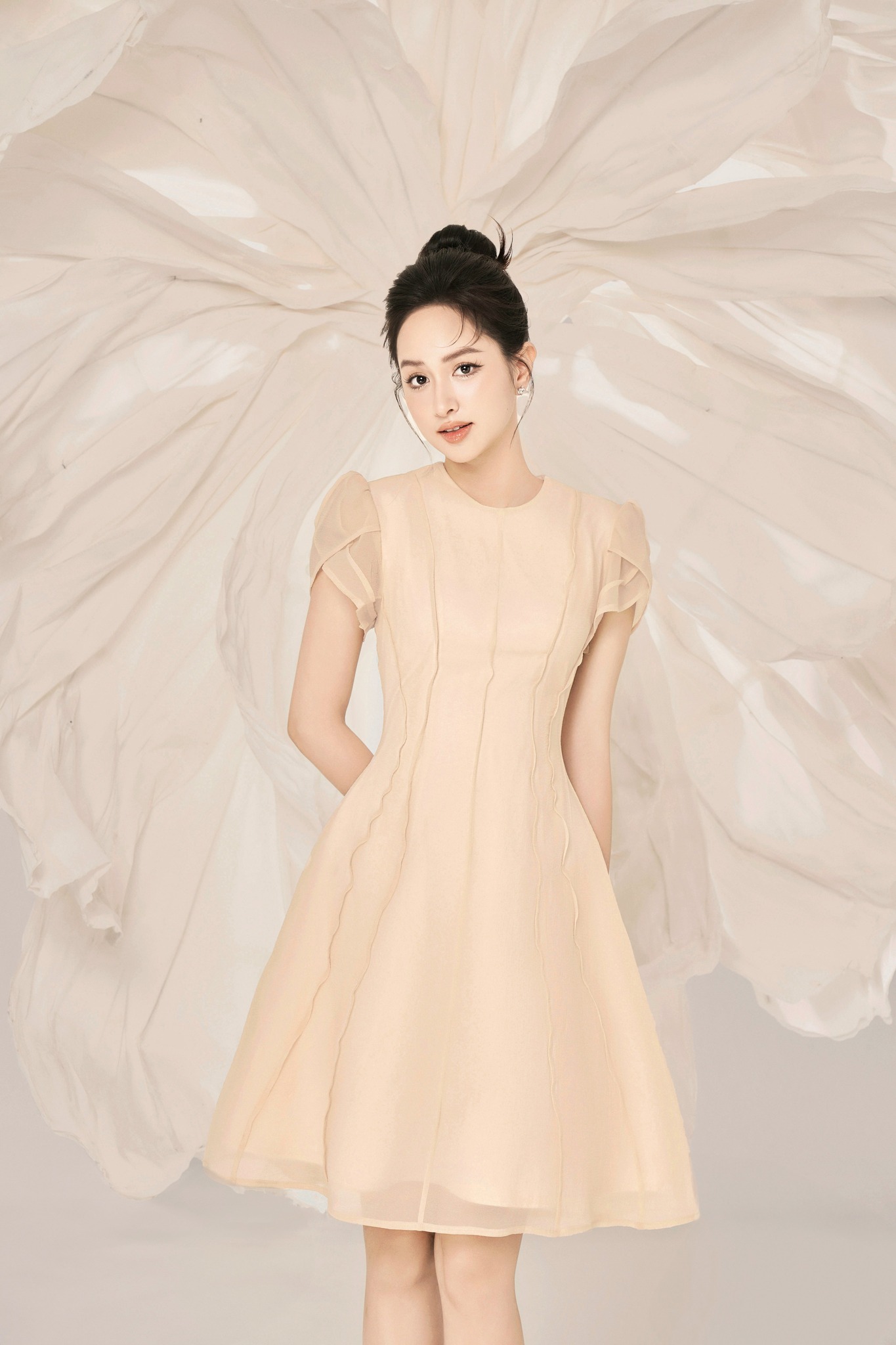 OLV - Đầm Creamie Dress