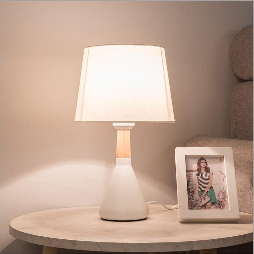 Đèn ngủ SADOT trang trí nội thất sang trọng - kèm bóng LED chuyên dụng (Khách chat chọn màu đen hoặc trắng)