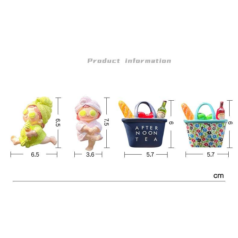 Kẹp Khuếch Tán Nước Hoa Trên Xe Hơi Hình Cô Gái Dễ Thương