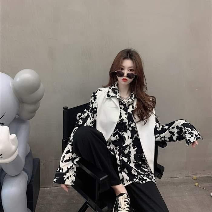 Sơ mi đen trắng mix cổ vest