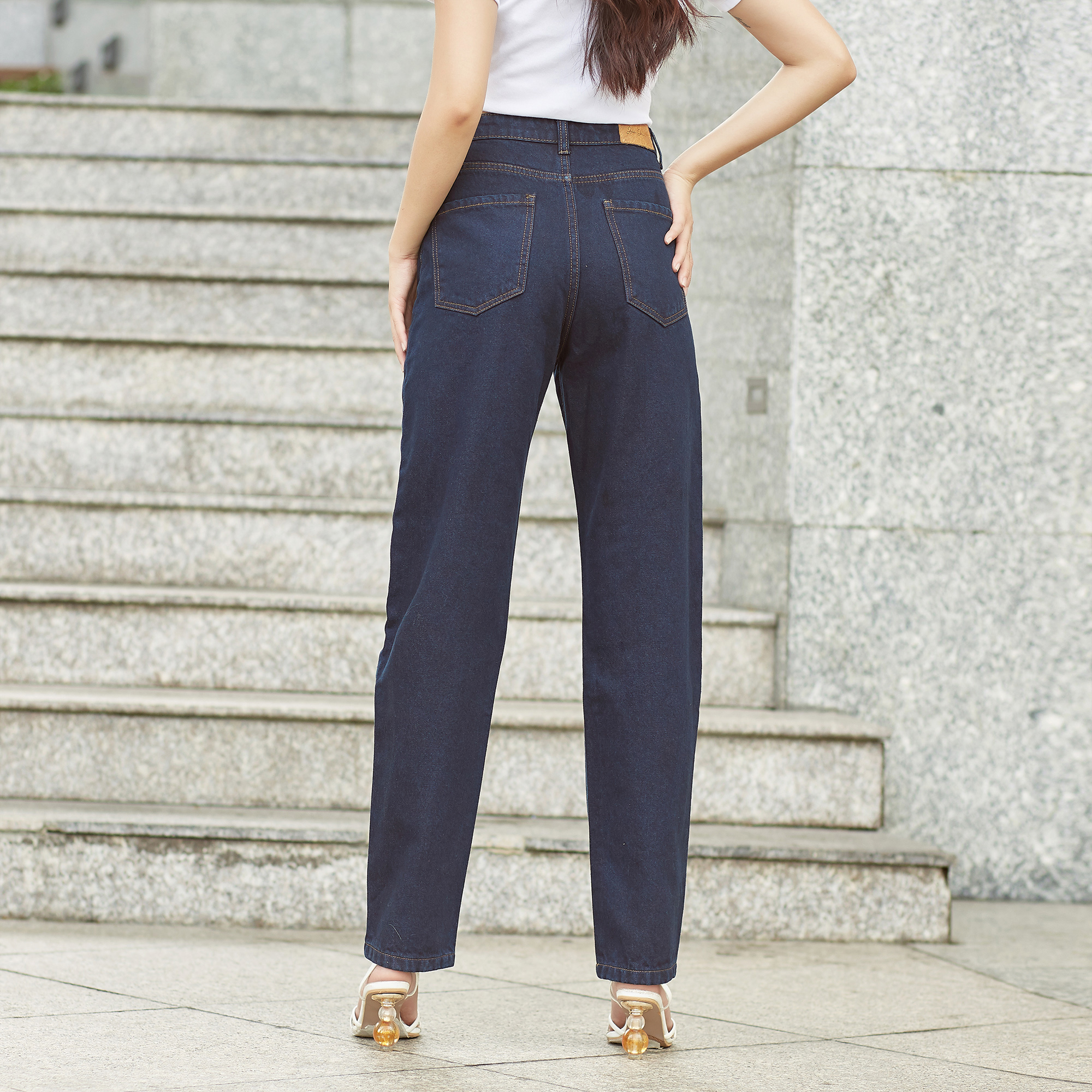 Quần Mom Jeans Lưng Cao Màu Indigo Aaa Jeans