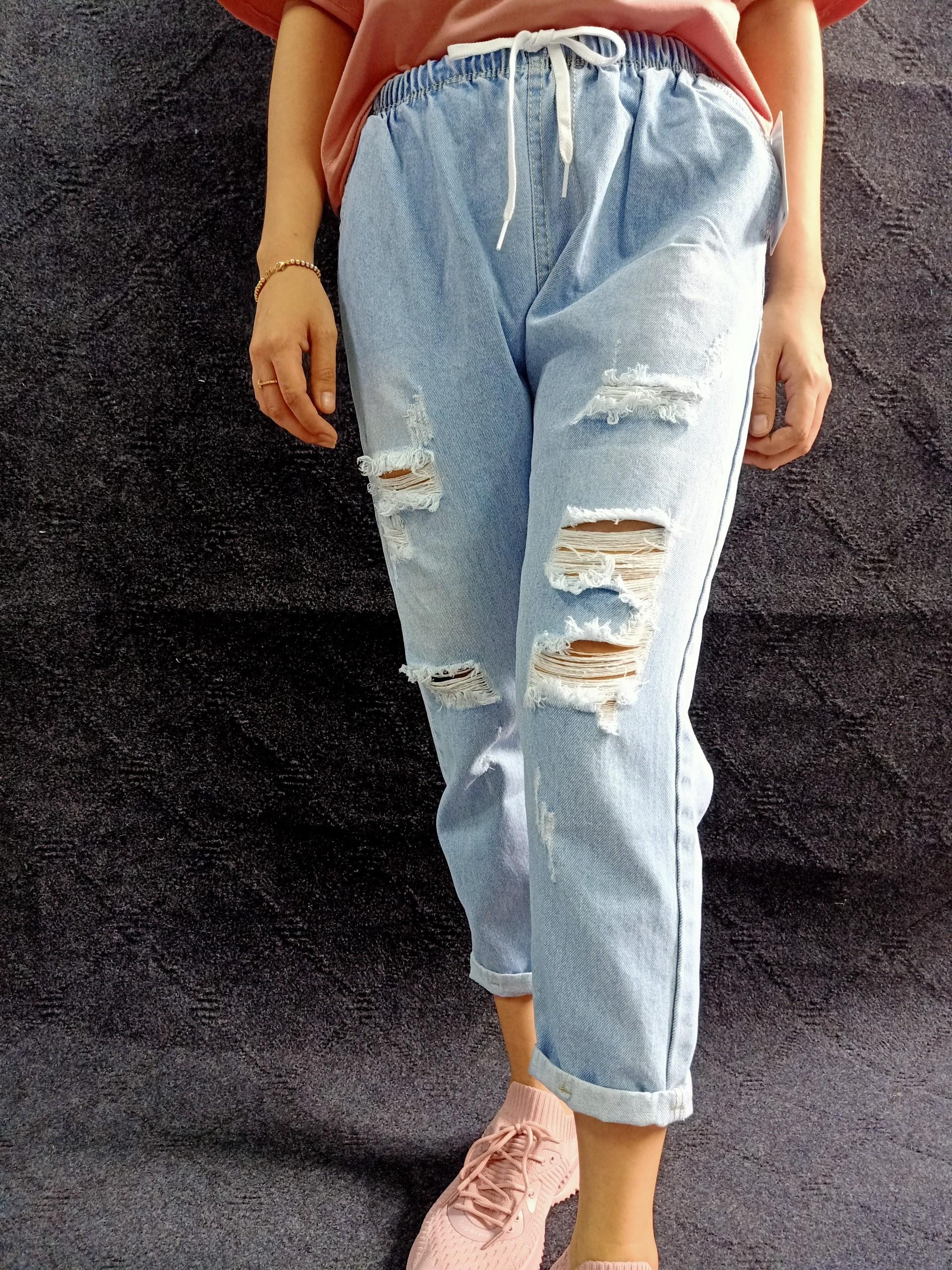 Quần Baggy Jean Nữ Lưng Thun Mẫu Rách Lật Lai Màu Xanh Nhạt