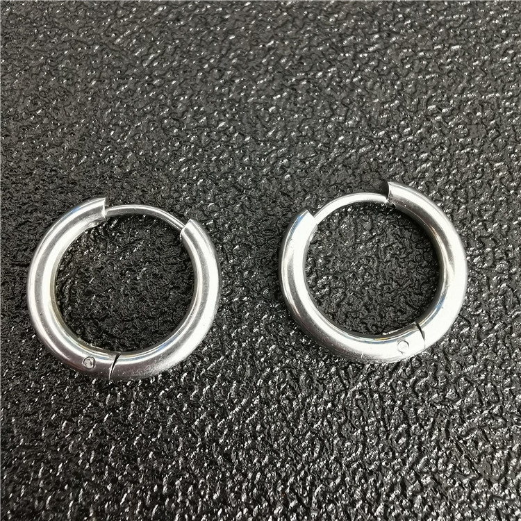 Bông tai xỏ lỗ tròn basic