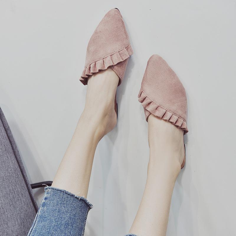 Dép sục da lộn viền bèo nữ tính
