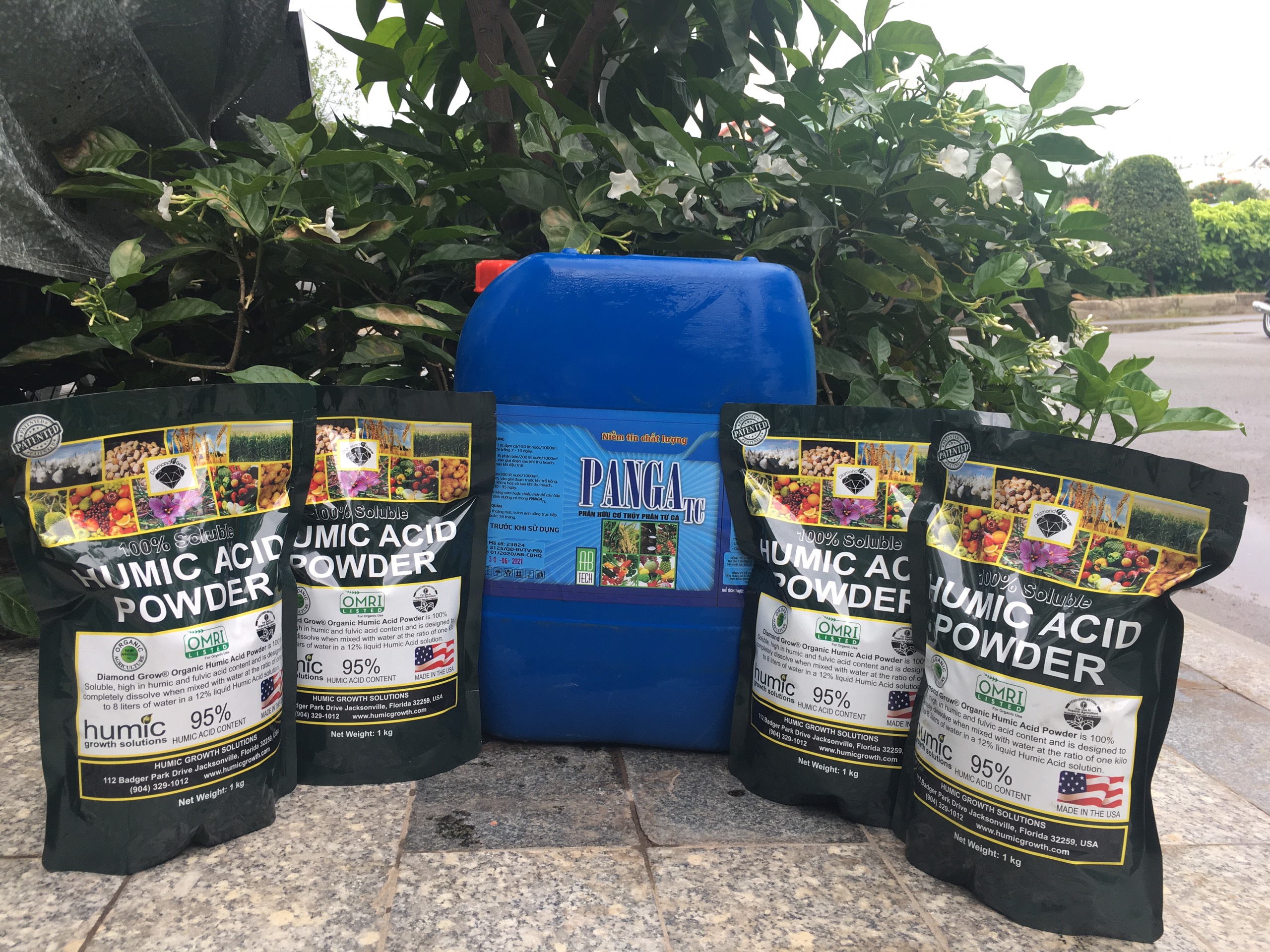 Combo 20 lít Đạm Cá và 4kg Humic Acid Powder 95% (Combo phân cá hữu cơ siêu tiết kiệm)