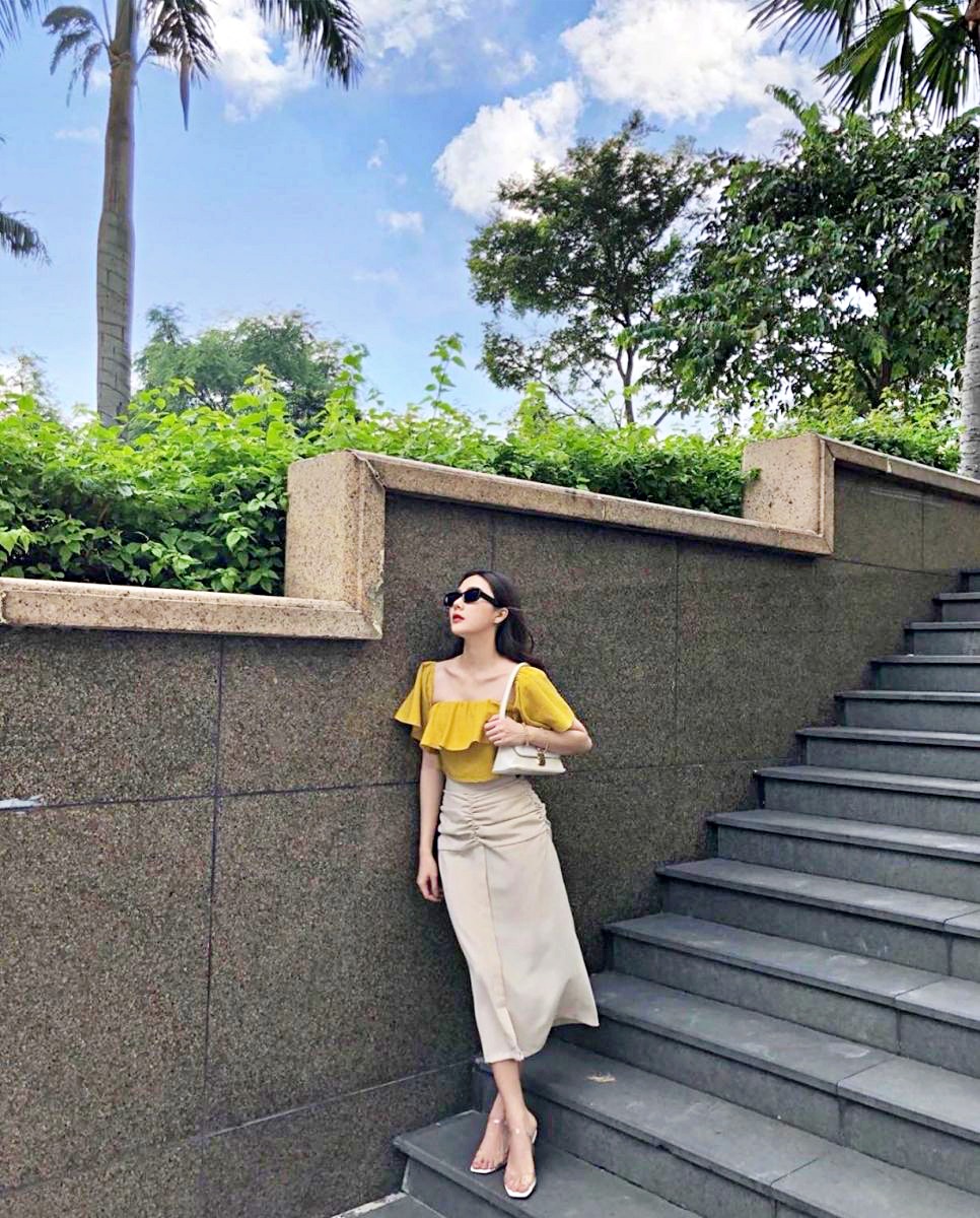 SET Áo Bẹt Vai Chun Bèo & Chân Váy Nhún