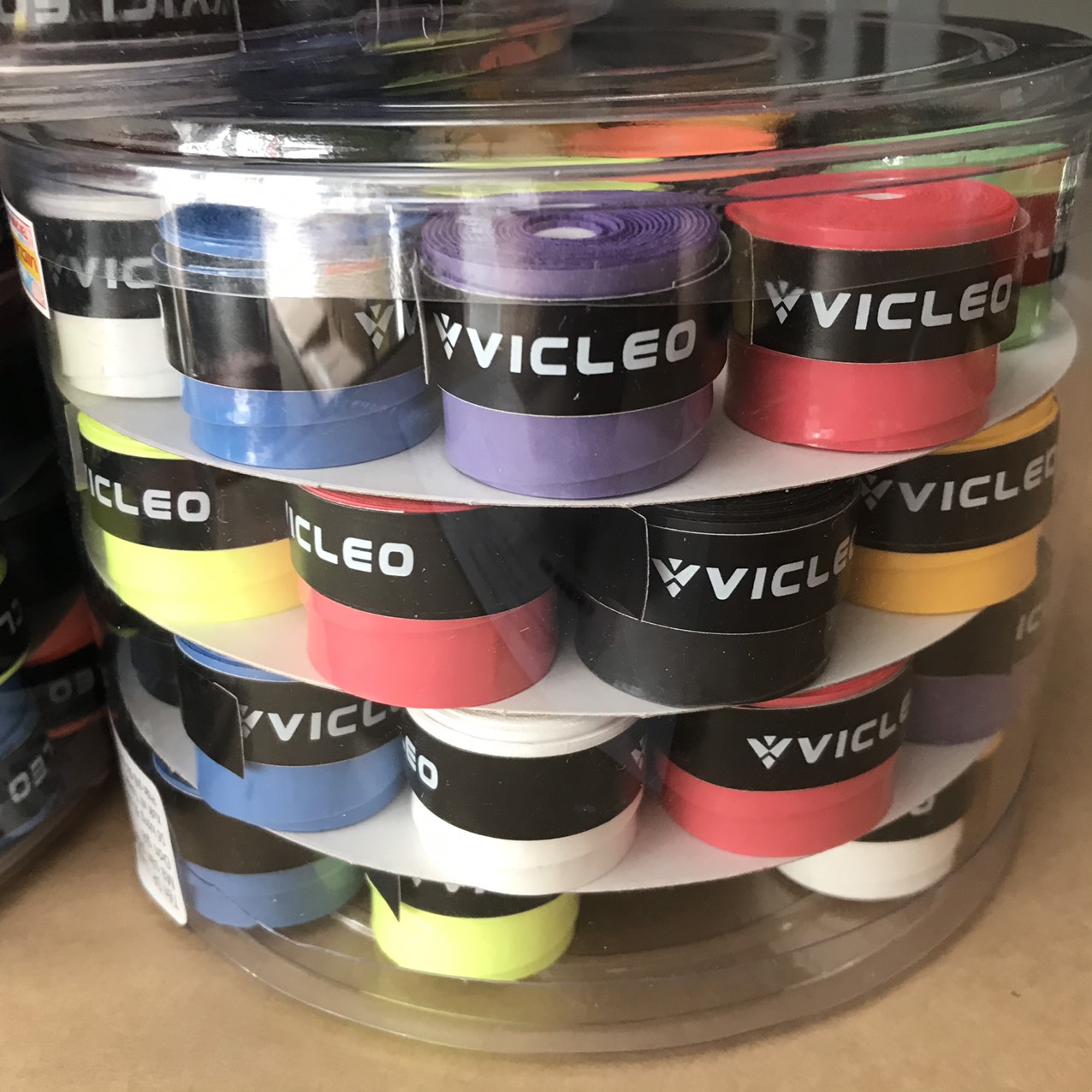 Quấn cán vợt cầu lông, Tennis Vicleo
