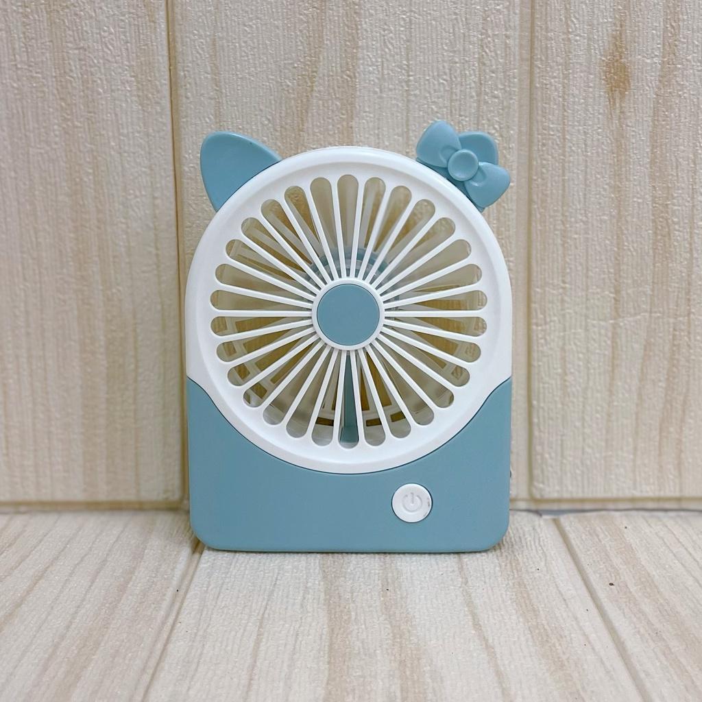 Quạt No.10017 mini cầm tay để bàn 2 tốc độ gió có đèn pin chiếu sáng