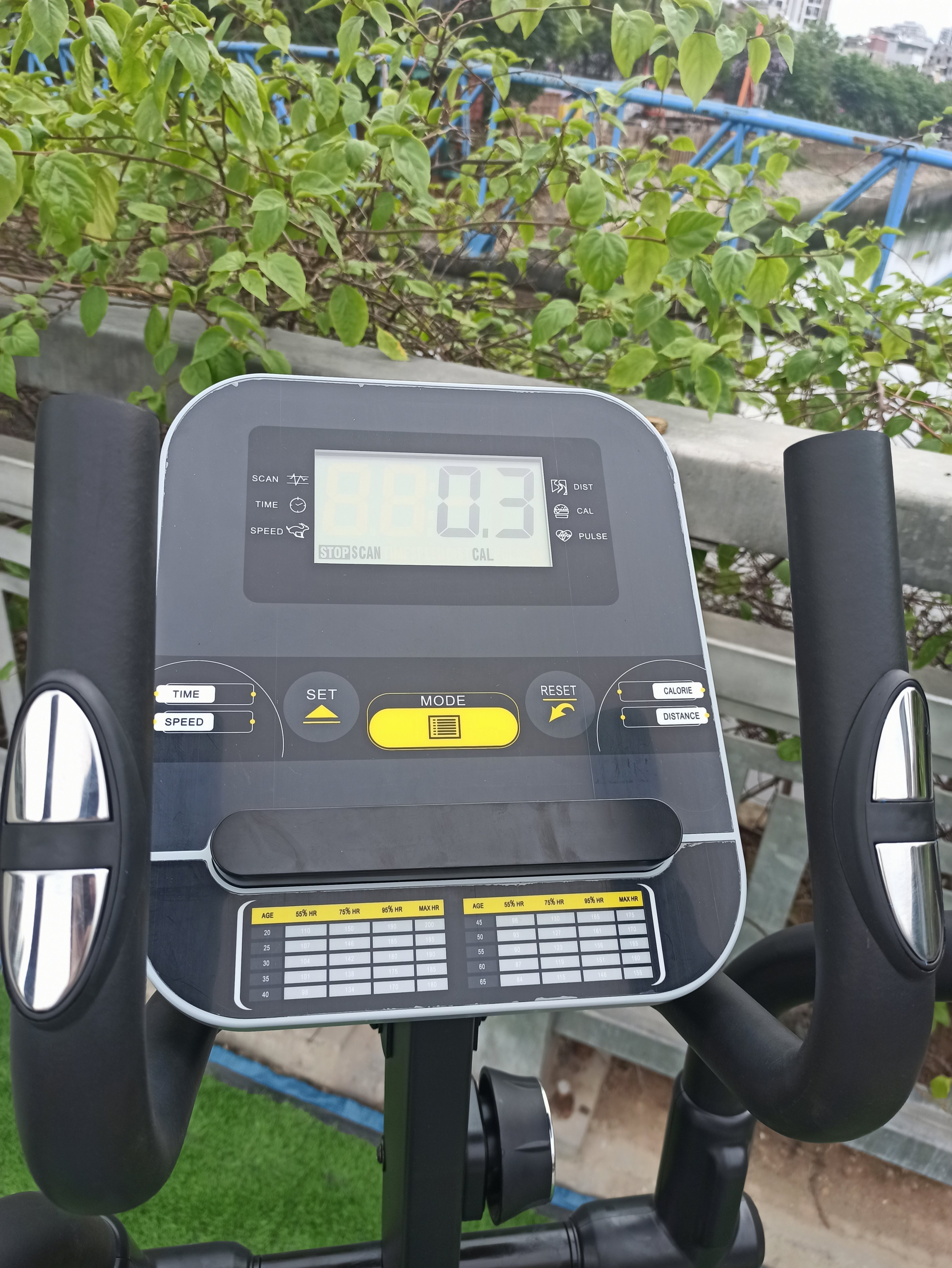 Xe đạp tập toàn thân Pro Fitness PRO-218A