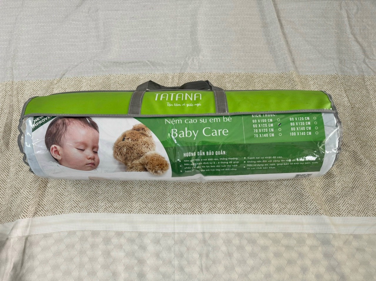 Nệm cao su thiên nhiên em bé Tatana Baby Care-  Độ cao 2cm-Dành cho bé đi học hoặc sơ sinh-Màu ngẫu nhiên
