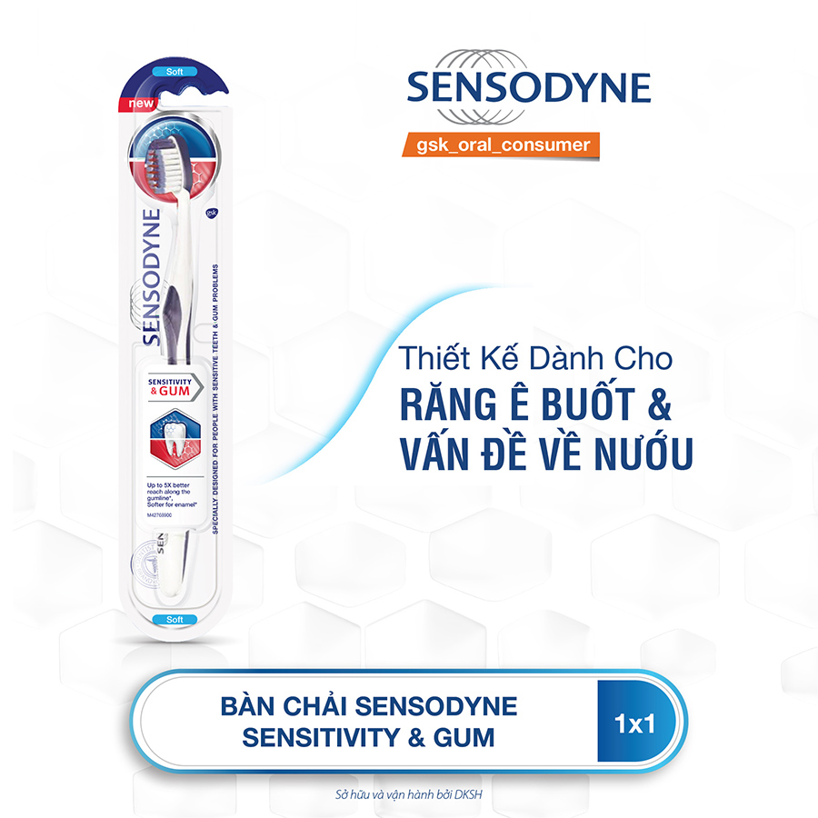 Bàn chải đánh răng Sensodyne Sensitivity Gum (Màu ngẫu nhiên)