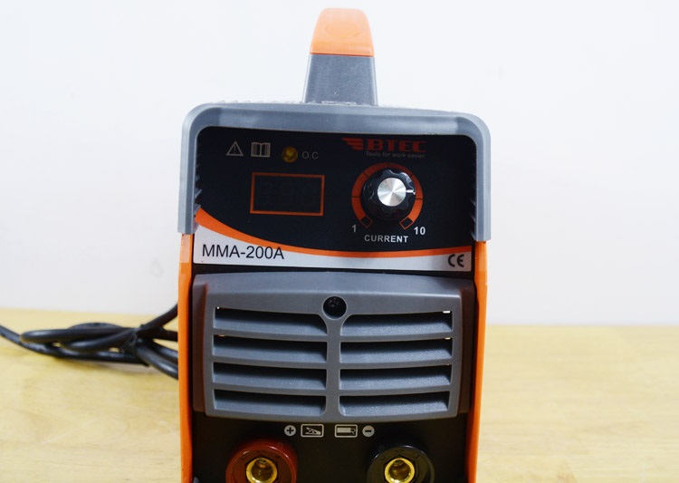 MÁY HÀN QUE ĐIỆN TỬ BTEC MMA-200A - CHÍNH HÃNG