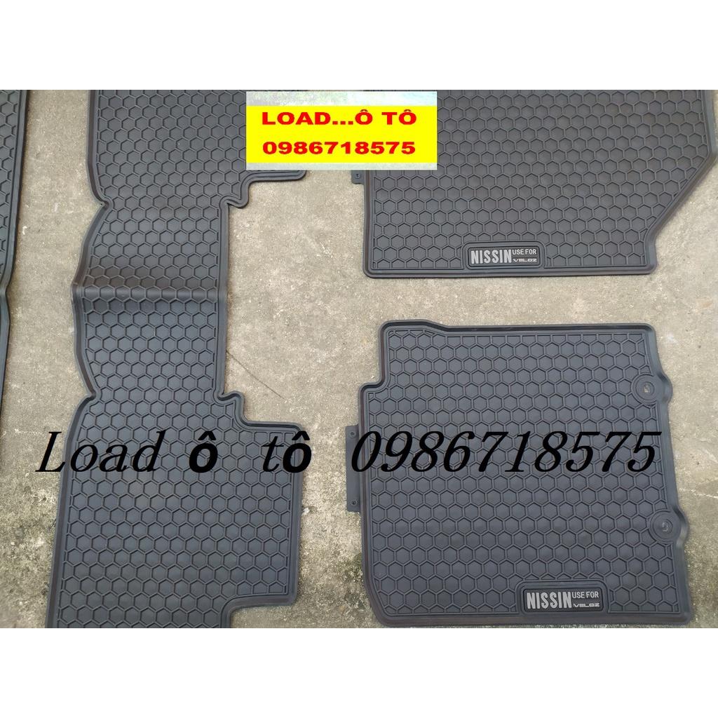 Thảm Lót Sàn Cao Su Đúc Xe Toyota Veloz 2022-23 Mẫu Tổ Ong Cao Su Không Mùi Cao Cấp