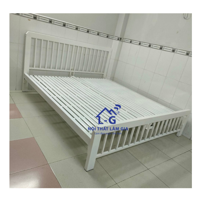 Giường sắt hộp vuông sọc trắng cao cấp rộng 1m4x2m